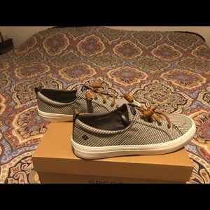 Women’s Sperry sneakers
